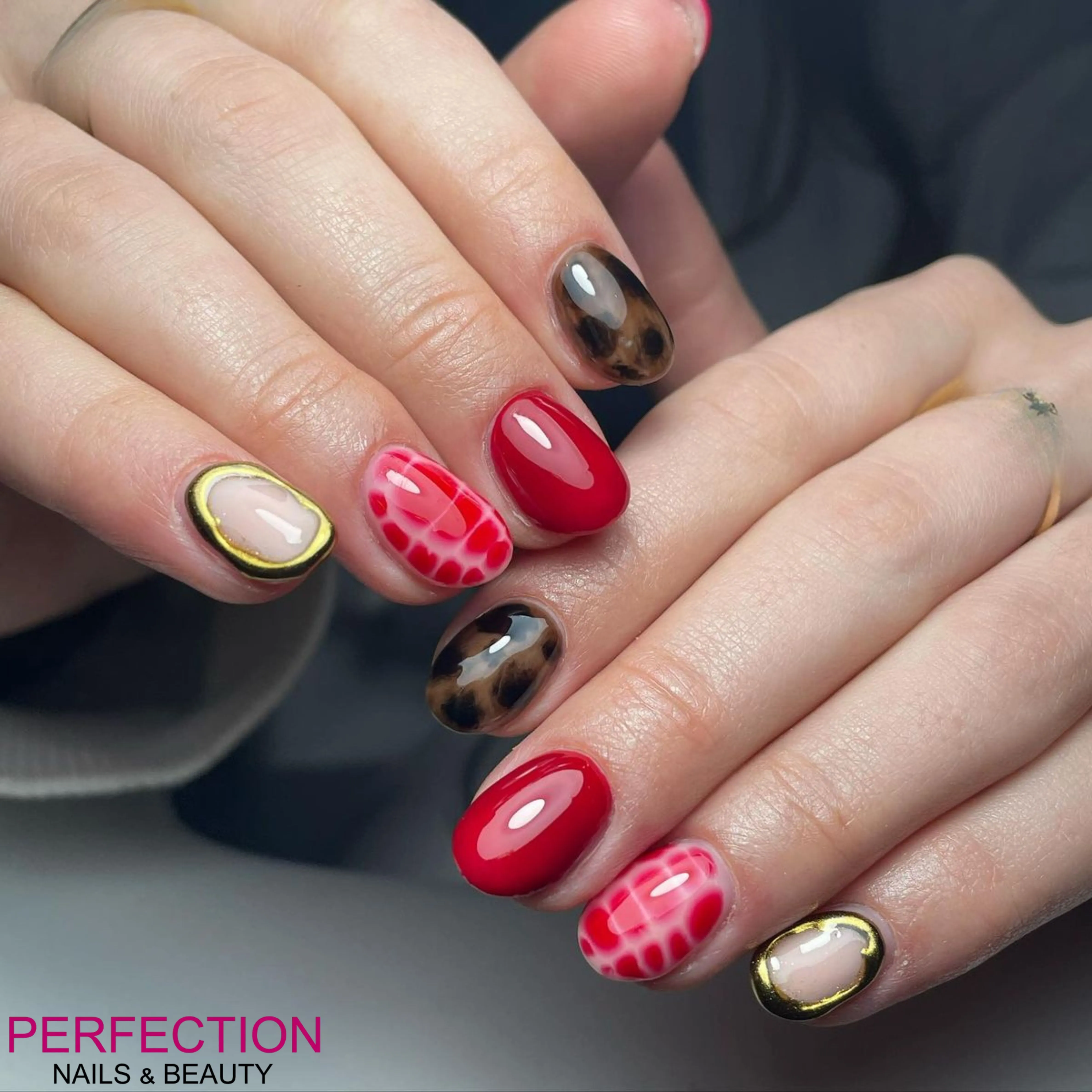 Pro nails